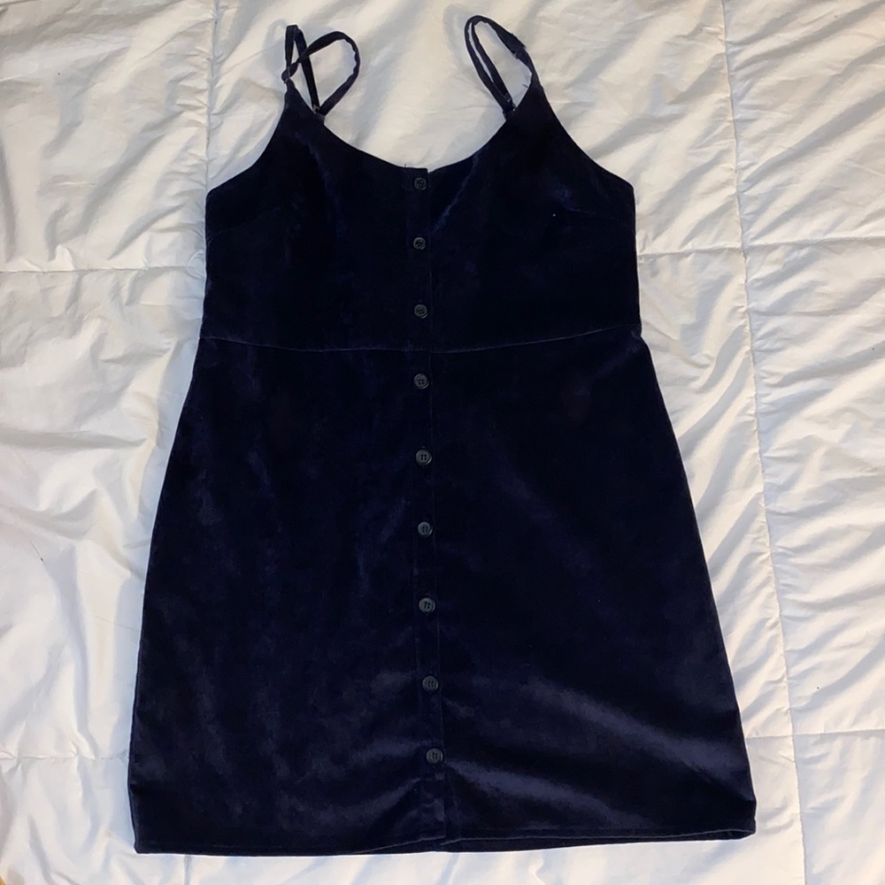 💜 the cutest deep purple dress 💜